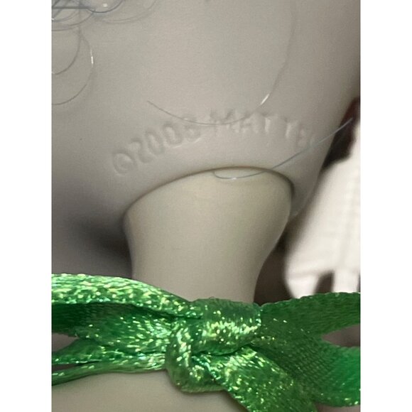 Monster High Ghoulia Yelps Skull Shores 2008 - Picture 8 of 11